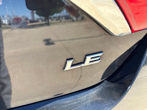 Used 2015 Toyota Camry LE FWD image 23
