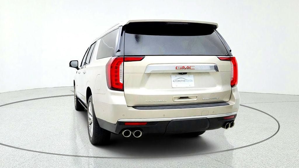 Used 2023 GMC Yukon XL Denali w/ Denali Reserve Package AWD/4WD image 6