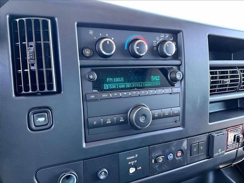 New 2025 Chevrolet Express 2500 w/ Enhanced Convenience Package RWD image 19
