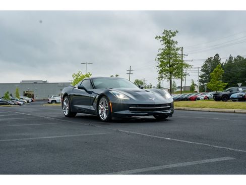 Used 2016 Chevrolet Corvette Stingray Coupe w/ 2LT Preferred Equipment Group RWD image 3