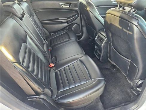 Used 2022 Ford Edge SEL image 18