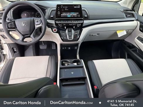 New 2026 Honda Odyssey Elite image 18