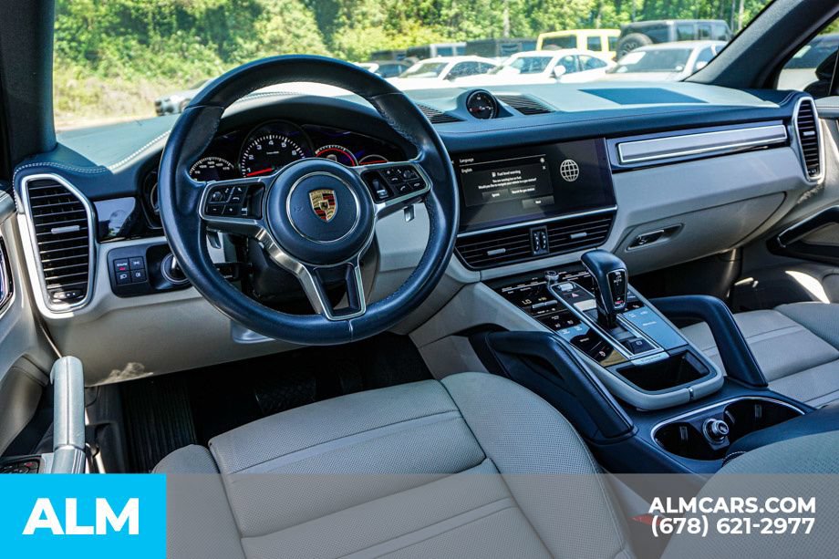 Used 2023 Porsche Cayenne AWD/4WD image 26