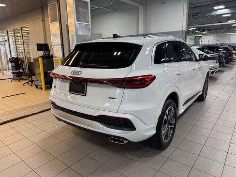 Used 2025 Audi Q5 Premium w/ Convenience Package AWD/4WD image 5