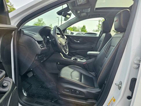 Used 2022 GMC Terrain AT4 w/ Tech Package AWD/4WD image 17