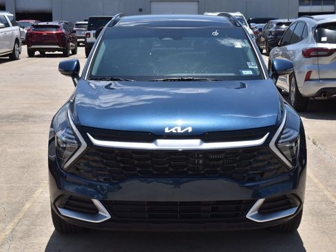 Used 2025 Kia Sportage EX w/ EX Premium Package AWD/4WD image 3