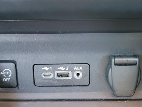 Certified 2024 Nissan Sentra SR w/ Trunk Package image 20