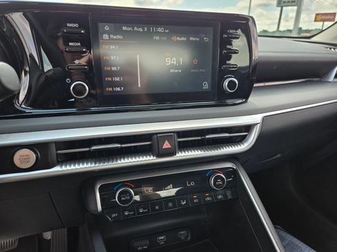 Used 2021 Kia K5 LXS FWD image 24