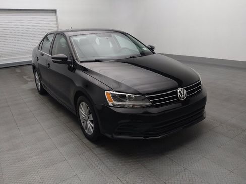 Used 2016 Volkswagen Jetta SE FWD image 13