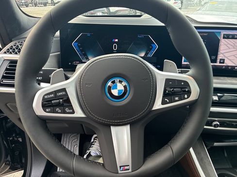 New 2026 BMW X5 xDrive50e w/ M Sport Package AWD/4WD image 12