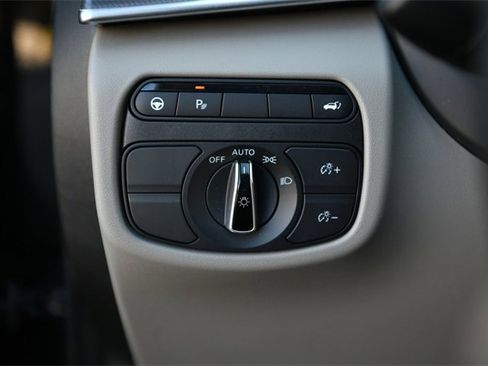 Used 2023 INFINITI QX50 Luxe image 21