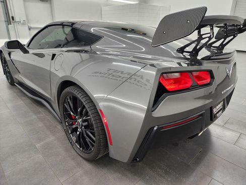 Used 2015 Chevrolet Corvette Stingray Coupe image 6