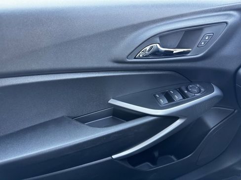 New 2026 Chevrolet Trax RS w/ Driver Confidence Package image 24