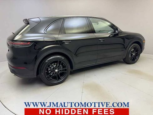 Used 2021 Porsche Cayenne image 5