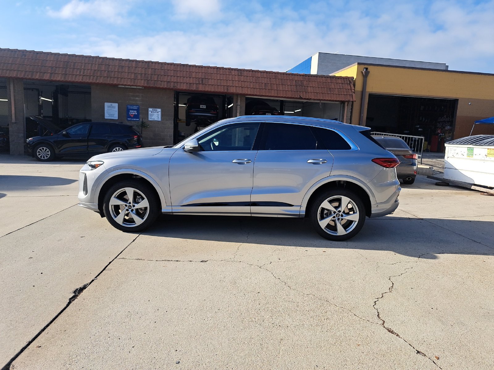 Used 2025 Audi Q5 Premium w/ Premium Plus AWD/4WD image 8