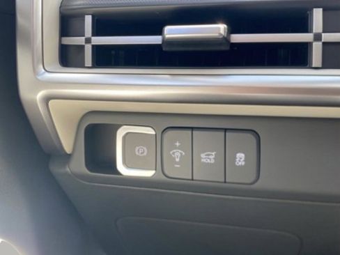 New 2026 Hyundai Santa Fe SE FWD image 18