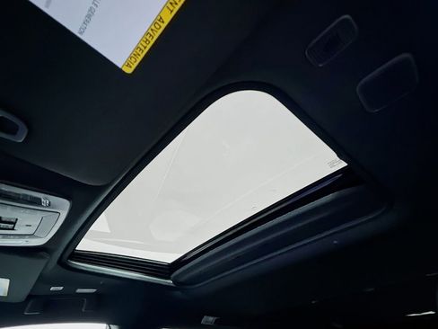 New 2026 Toyota Sienna Platinum AWD/4WD image 18