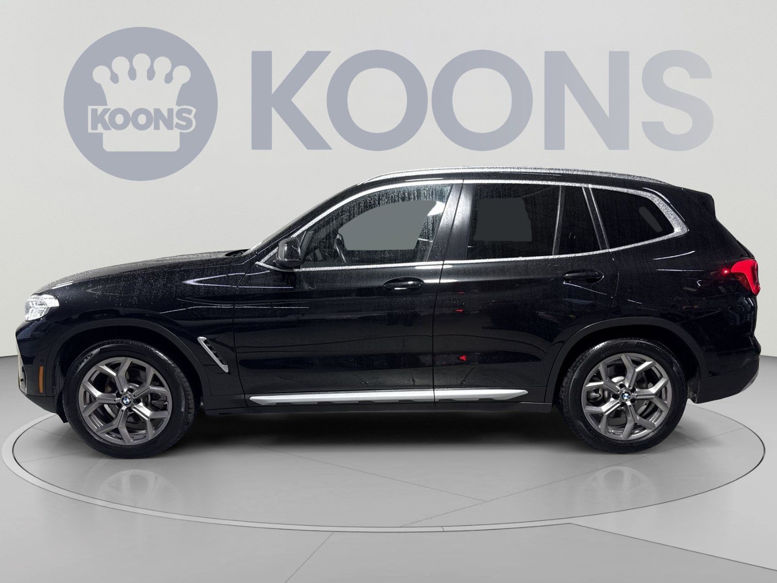 Used 2024 BMW X3 xDrive30i w/ Premium Package w/ZPA AWD/4WD image 7