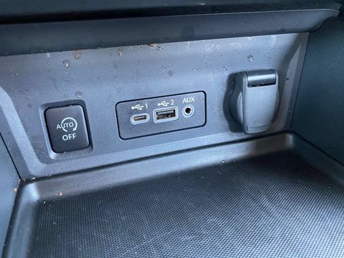 Used 2025 Nissan Sentra SV w/ All-Weather Package FWD image 16