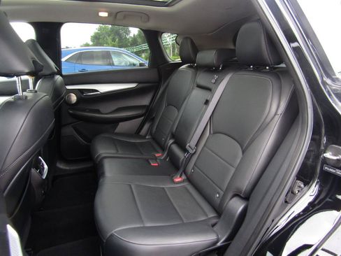 Used 2019 INFINITI QX50 Essential w/ Premium Heat Package AWD/4WD image 21
