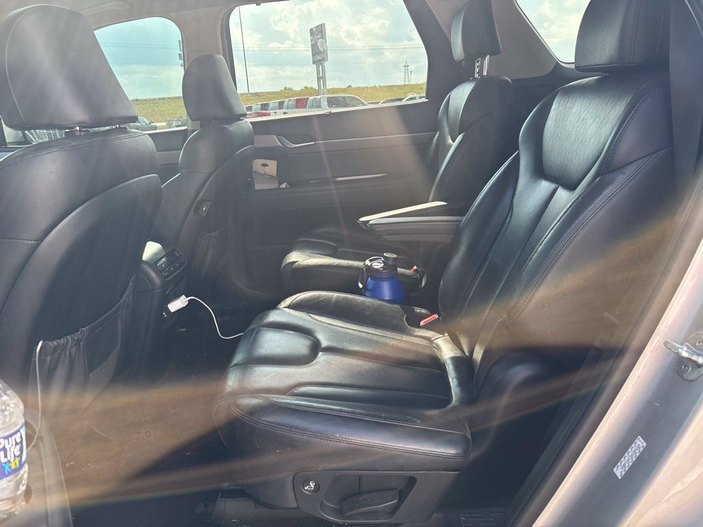 Used 2021 Hyundai Palisade SEL w/ Premium Package FWD image 8