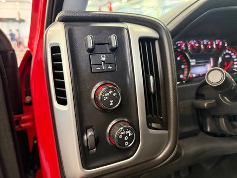 Used 2016 GMC Sierra 1500 SLE w/ SLE Value Package AWD/4WD image 23