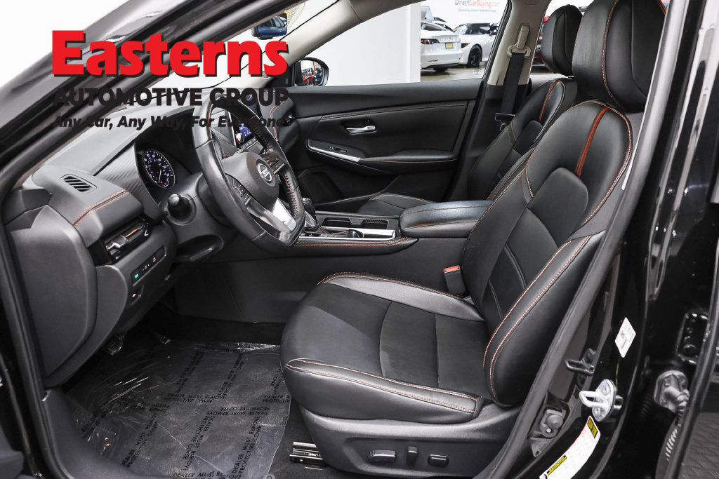 Used 2022 Nissan Sentra SR w/ SR Premium Package FWD image 15