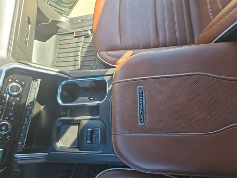 Used 2024 GMC Sierra 2500 Denali Ultimate image 25