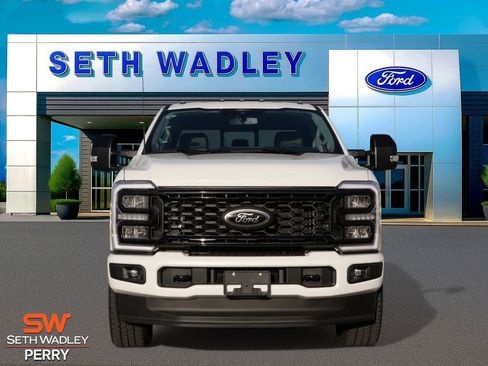 New 2026 Ford F350 Lariat w/ Black Appearance Package image 4