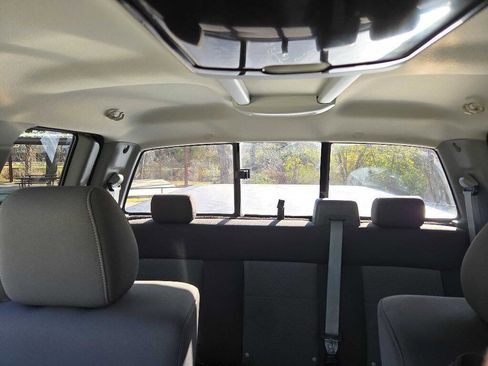 Used 2004 Ford F150 XLT image 37