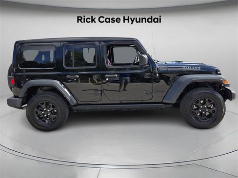 Used 2021 Jeep Wrangler Unlimited Sport image 4