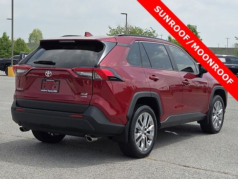 Used 2024 Toyota RAV4 XLE Premium AWD/4WD image 5