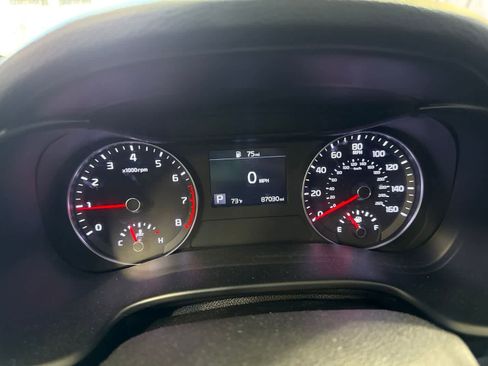 Used 2019 Kia Forte LXS FWD image 18