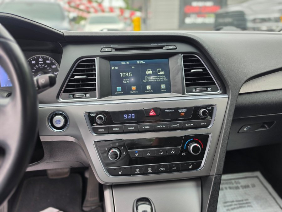 Used 2017 Hyundai Sonata Sport w/ Value Edition Package 02 FWD image 16