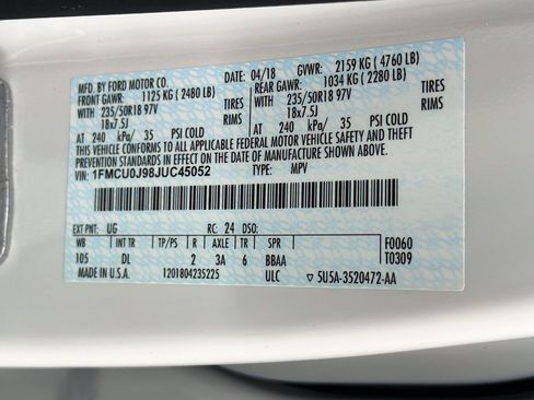 Used 2018 Ford Escape Titanium w/ Ford Safe & Smart Package FWD image 32