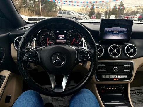 Used 2019 Mercedes-Benz CLA 250 4MATIC image 33
