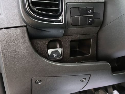 Used 2023 RAM ProMaster 2500 image 23