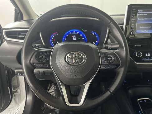 Used 2022 Toyota Corolla XLE image 14
