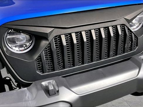 Used 2022 Jeep Wrangler Unlimited Sport w/ Xtreme Recon 35" Tire Package AWD/4WD image 27