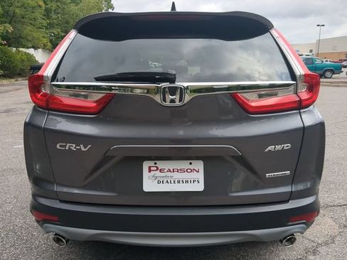 Used 2019 Honda CR-V Touring image 5