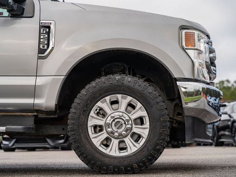 Certified 2020 Ford F250 XL w/ STX Appearance Package image 9