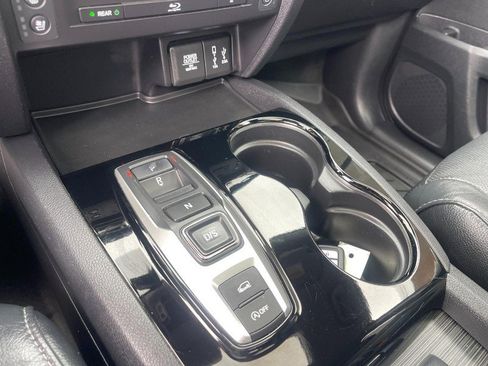 Used 2018 Honda Pilot Elite image 29