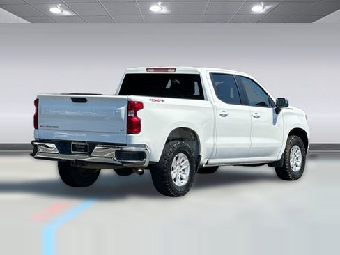 Used 2024 Chevrolet Silverado 1500 LT AWD/4WD image 8