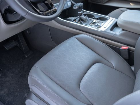 New 2026 Kia Carnival EX image 30