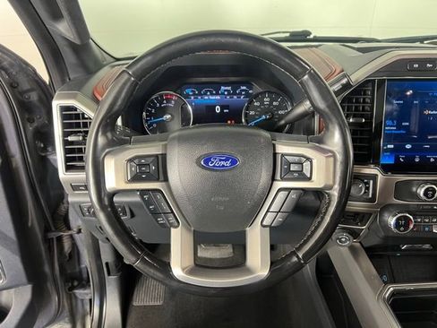 Used 2022 Ford F350 Platinum w/ FX4 Off-Road Package image 19