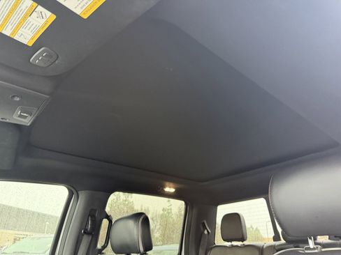 Used 2018 Ford F150 Platinum w/ Equipment Group 701A Luxury image 13