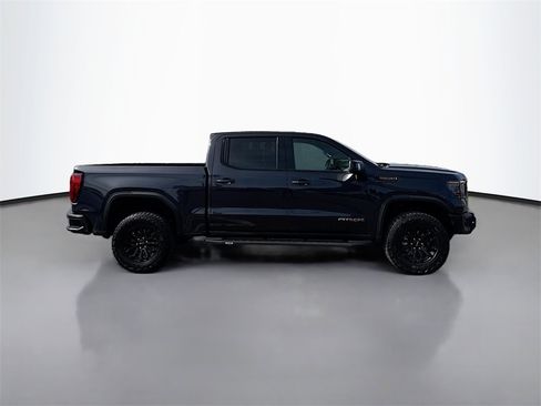 Used 2023 GMC Sierra 1500 AT4X image 8