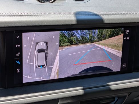 Certified 2025 Porsche Cayenne GTS AWD/4WD image 17