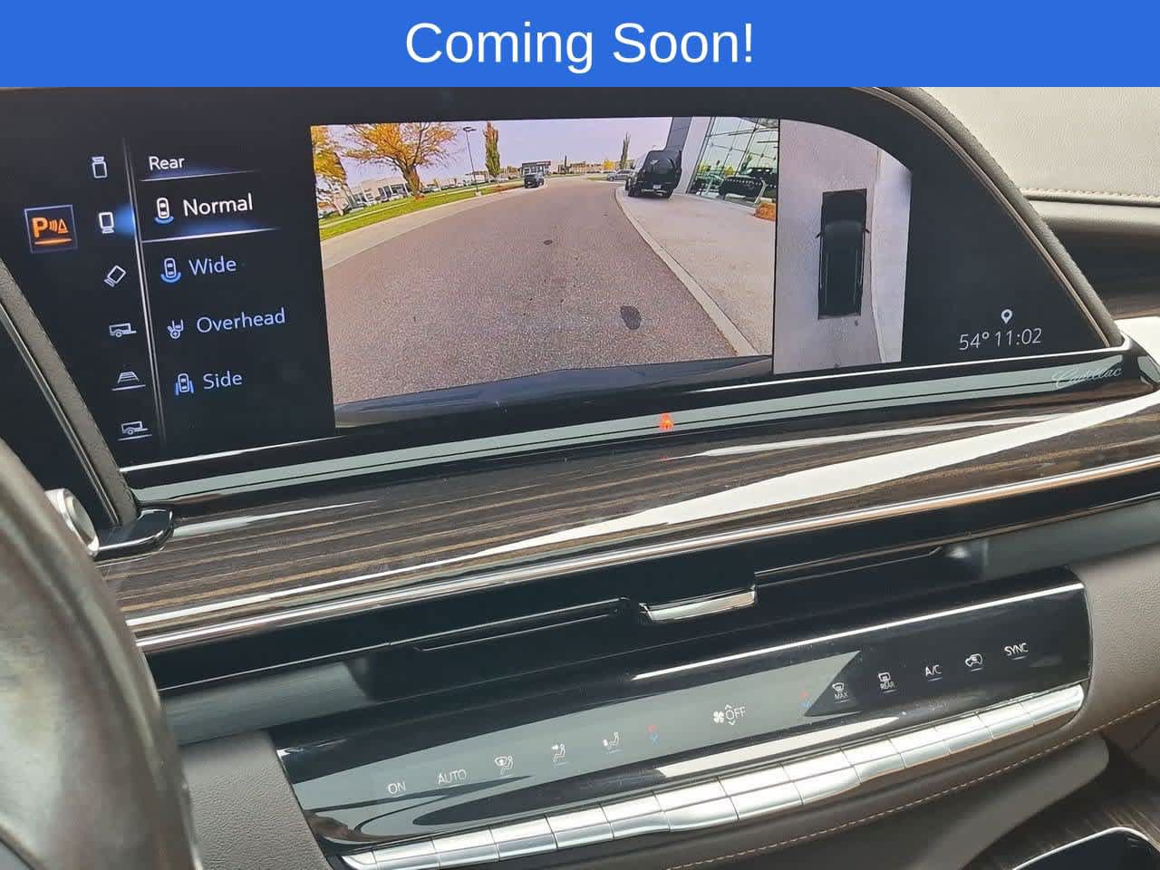 Used 2022 Cadillac Escalade Premium Luxury w/ Performance Package AWD/4WD image 32
