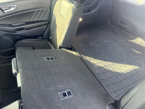 Used 2019 Ford Explorer Limited w/ Class III Trailer Tow Package image 28